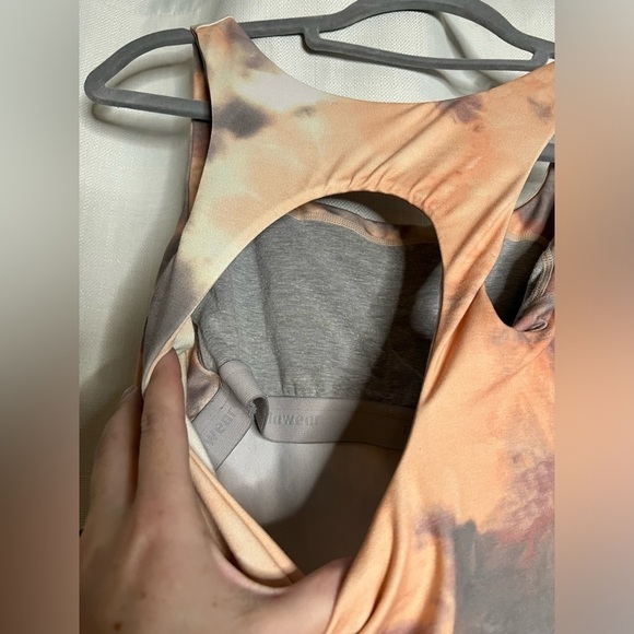 Mulawear Tie-Dye Active Sleeveless Tank Top Medium - Picture 5 of 6